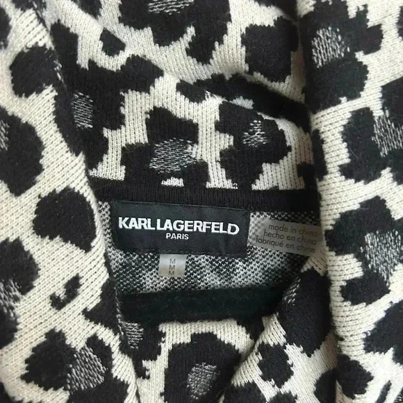 Karl Lagerfeld cowl neck animal print Sweater medium like new super soft an warm - Picture 3 of 7